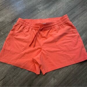 Columbia Orange/Coral Women's Shorts L